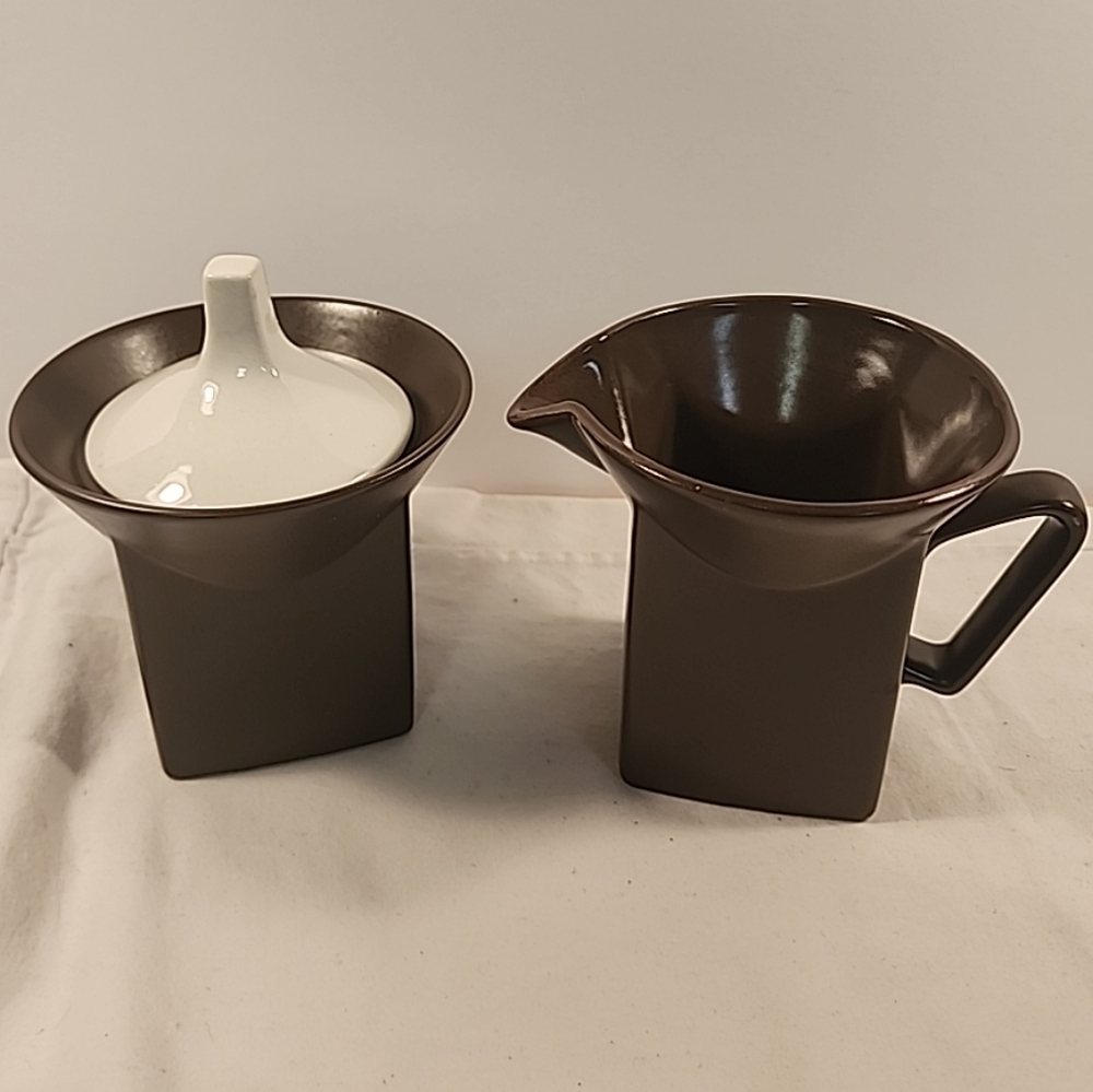 Vtg JOHNSON BROS TROPEZ Cream & Sugar Lid Set MCM Square Shape Brown Cream RARE